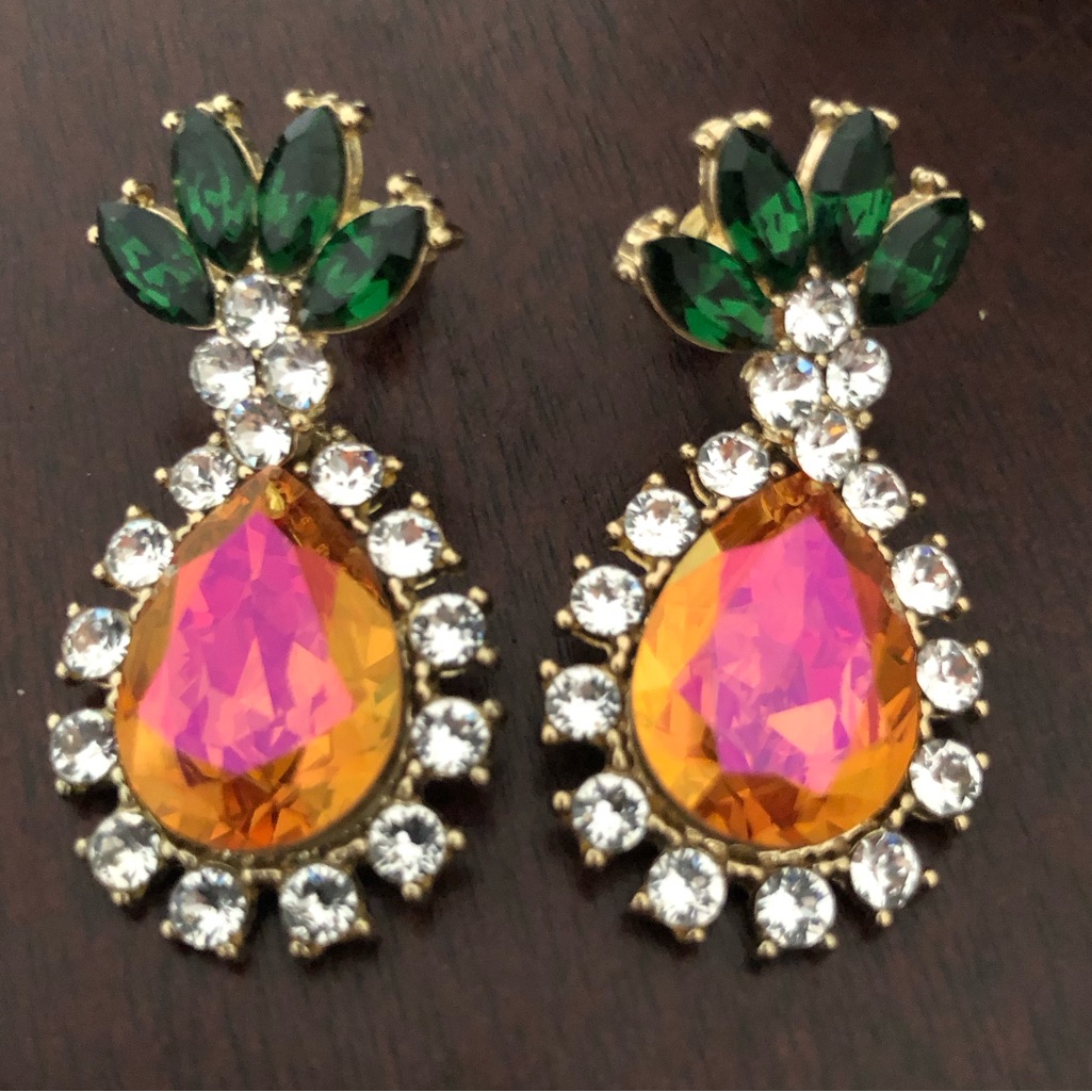 Pineapple Earring.